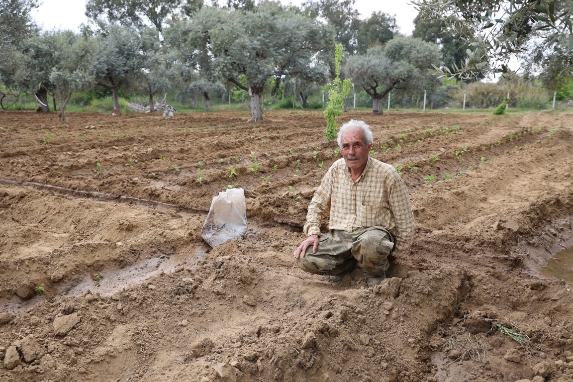 Mutluluğu toprakta buldular