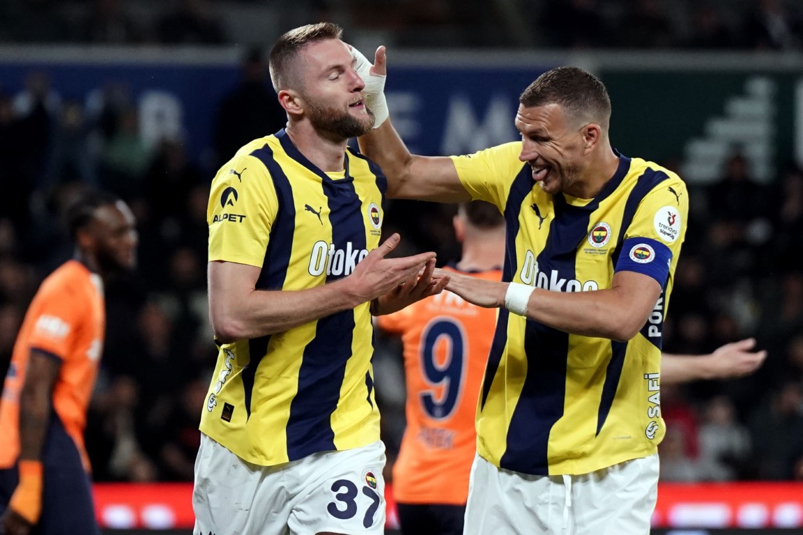 Trendyol Süper Lig: RAMS Başakşehir: 1 - Fenerbahçe: 4