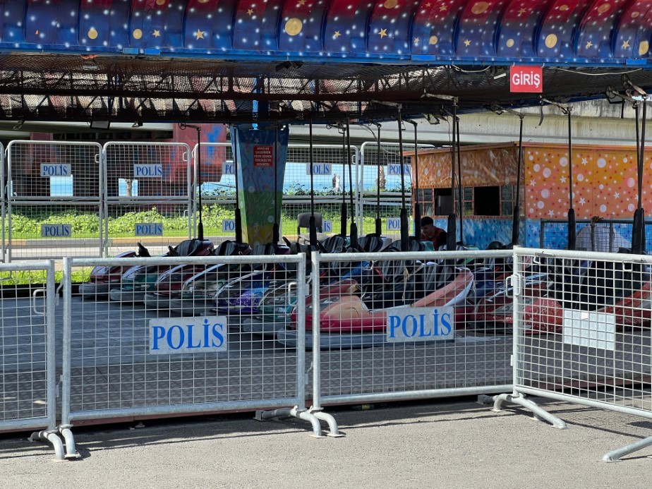 Anne ve kızı Lunapark’ta şoku yaşadılar