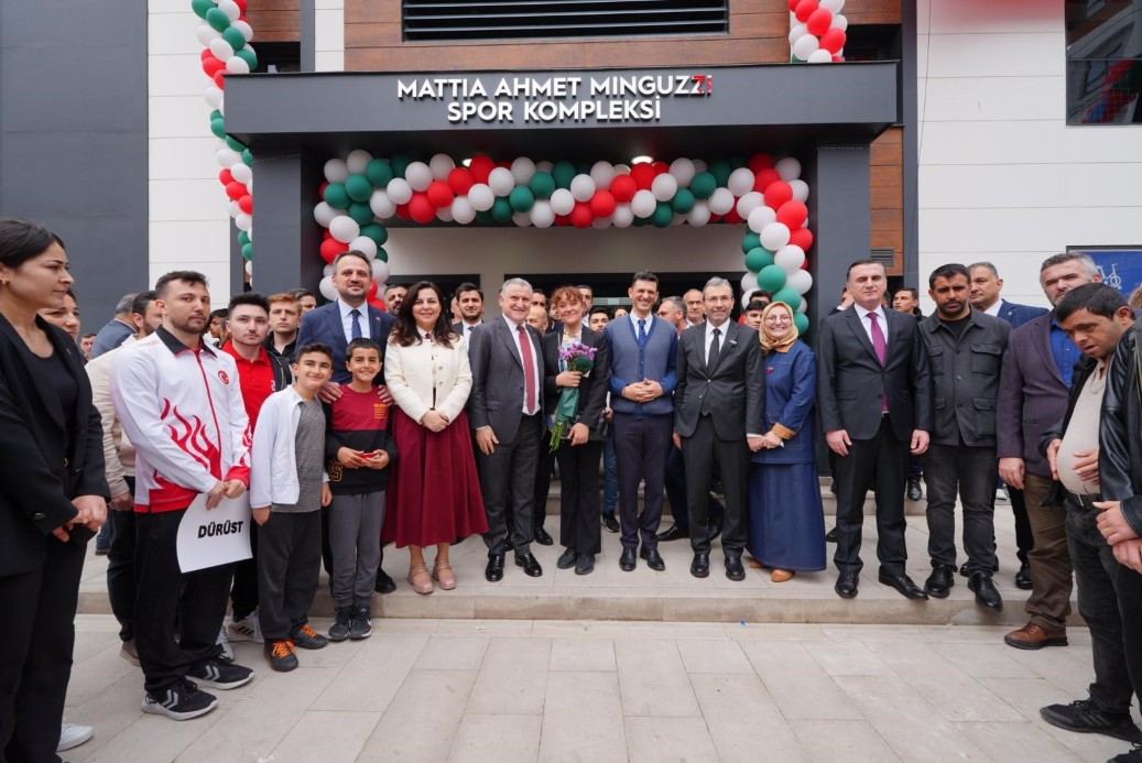 Pendik’te Mattia Ahmet Minguzzi Spor Kompleksi, Minguzzi ailesinin katılımıyla açıldı