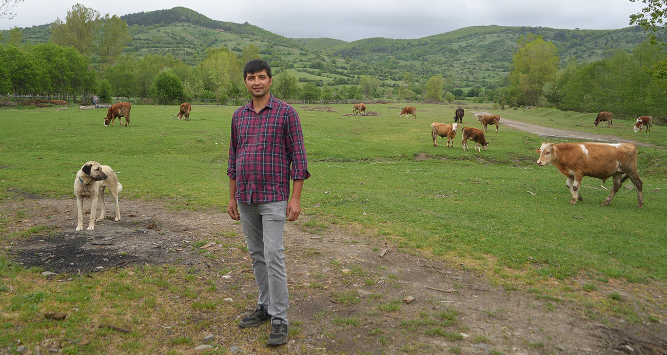 Şehir hayatından bıktı, döndüğü köyünde hayvancılığa başladı