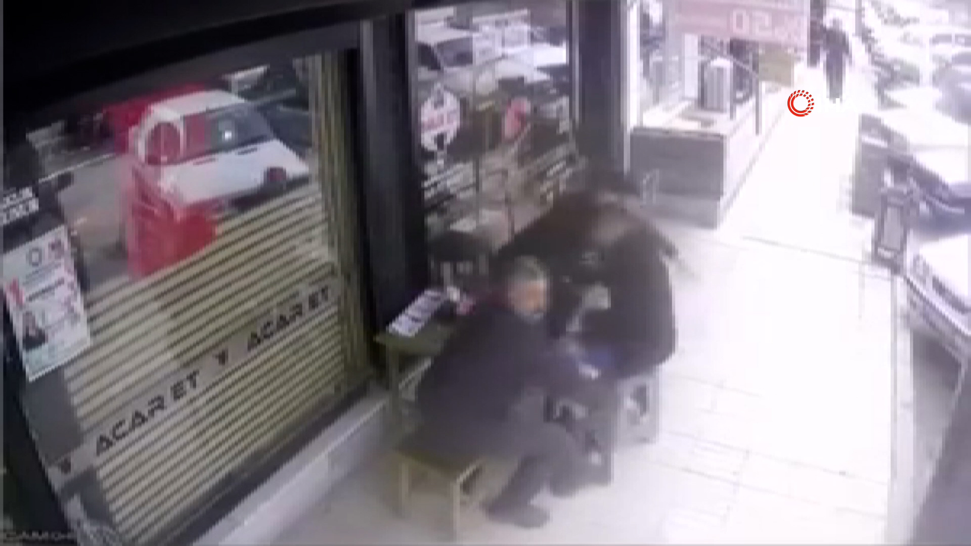 Amasya’da deprem anı kamerada