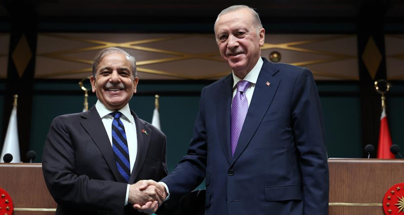 Pakistan Başbakanı Şerif’ten desteği için Cumhurbaşkanı Erdoğan’a teşekkür