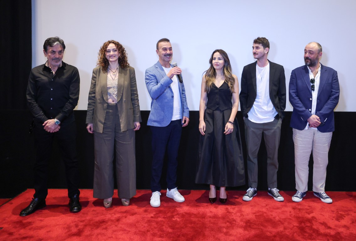 Komedi filmi ‘Sıcak Büfe’ sinemaseverlerle buluşuyor