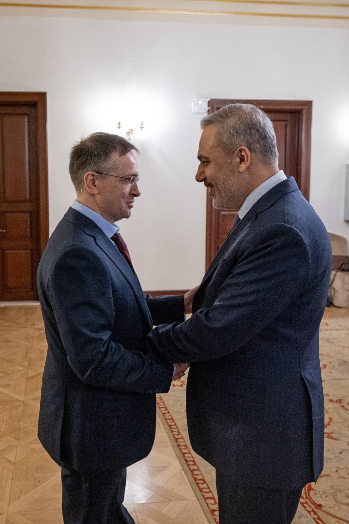 Dışişleri Bakanı Fidan’ın diplomasi trafiği