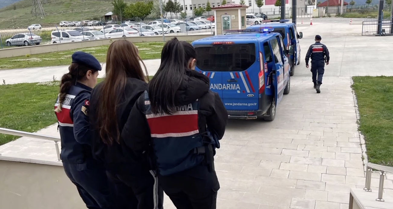 Sahte araç kiralama siteleriyle vurgun yapan çeteye 5 ilde operasyon