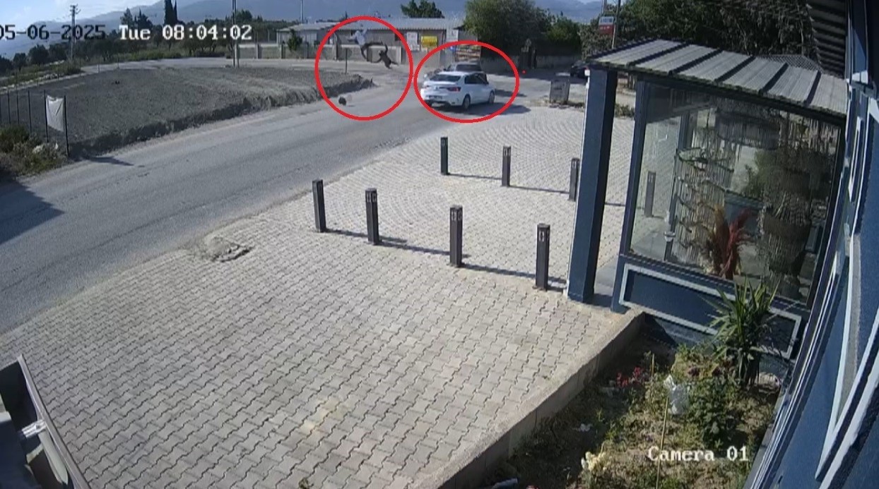 Otomobille çarpışan motosikletten metrelerce havaya uçan genç: "Motosiklete binmeye veya kullanmaya tövbe ettim"