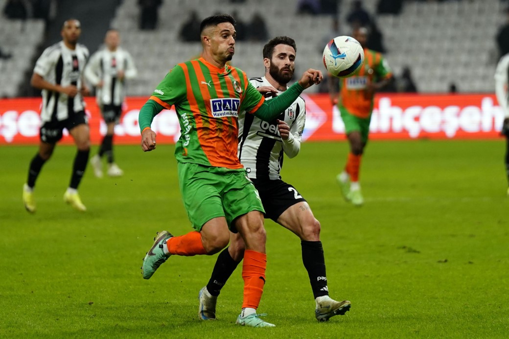 Corendon Alanyaspor ile Beşiktaş 18. randevuda