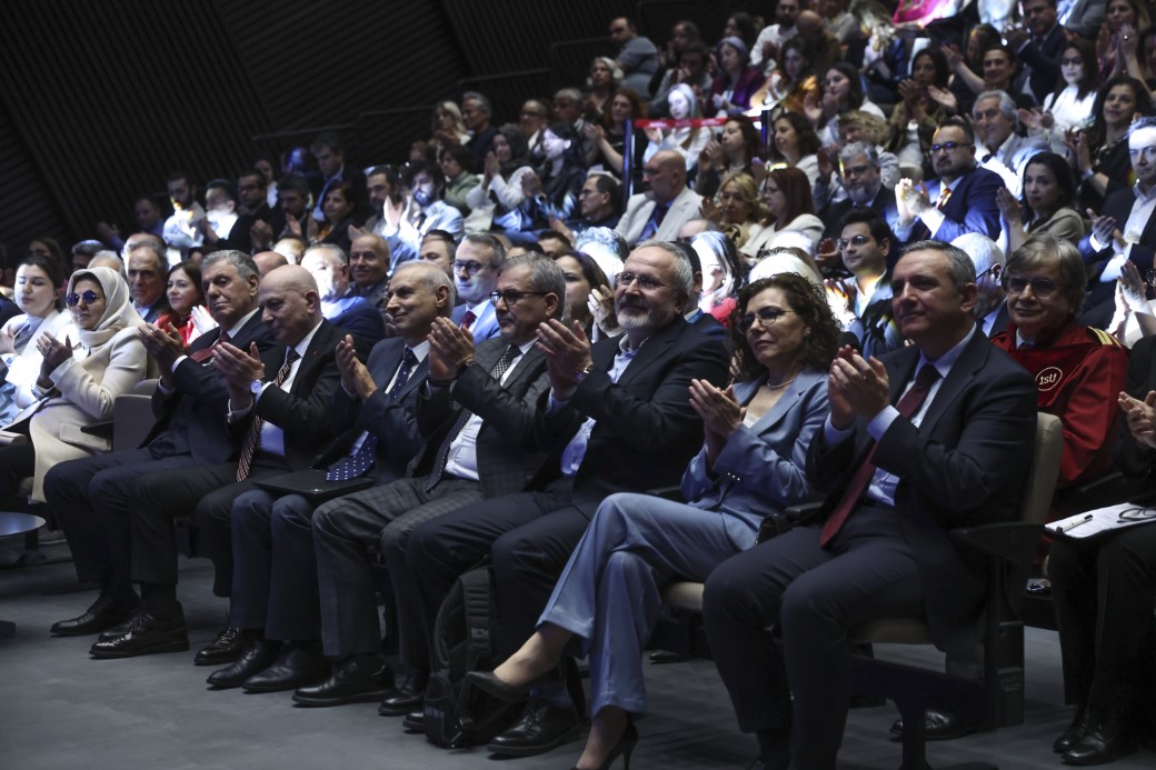 İstinye Üniversitesi, 10. kuruluş yıldönümünü coşkuyla kutladı