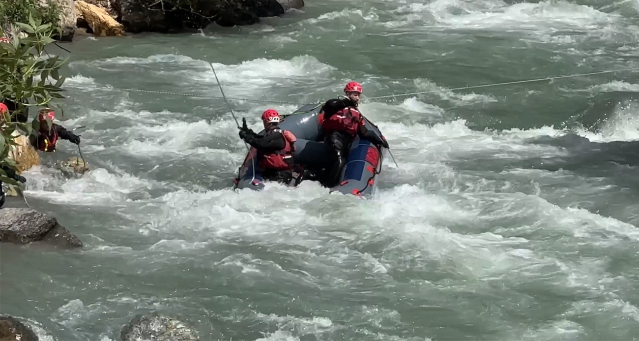 Yüksekova’da derede kaybolan İbrahim için arama çalışmaları devam ediyor