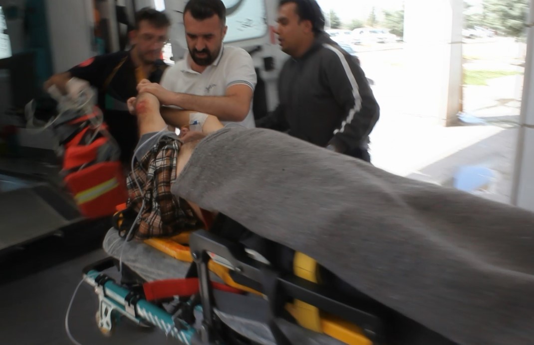 Dede ile torunu fotoğraf çektirirken Melendiz Çayı’na düştü