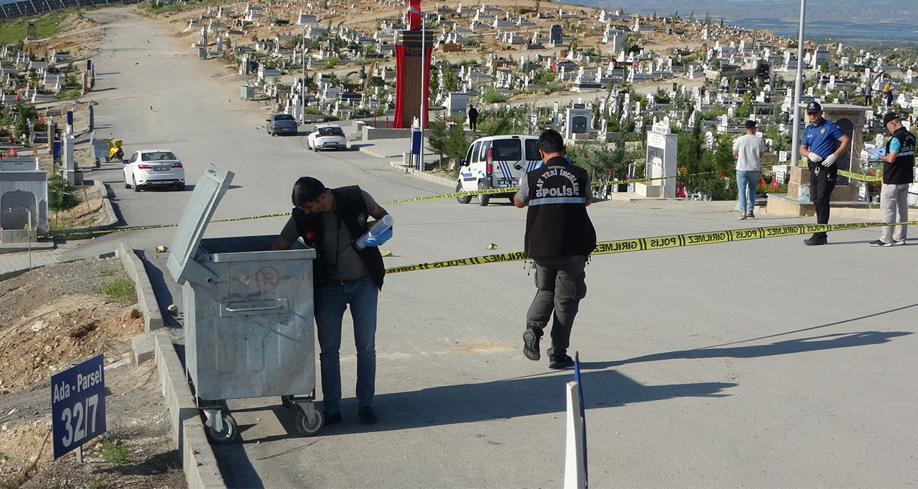 Malatya’da mezarlıkta silahlı ve bıçaklı kavga: 1 ölü, 2 yaralı