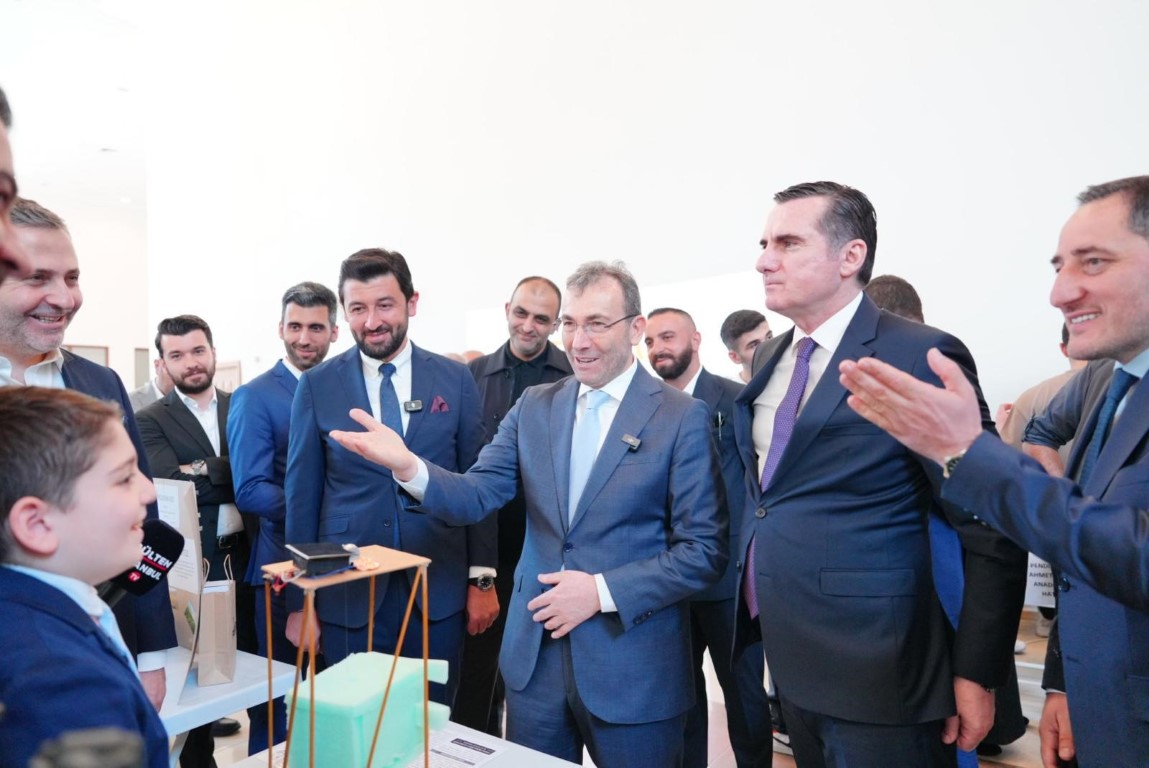 Pendikli gençlerden akıllı fabrika yönetiminden yapay zekaya çığır açan projeler