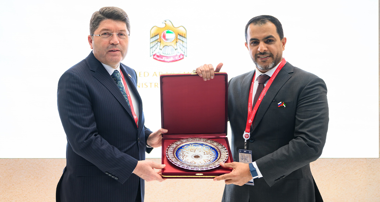 Adalet Bakanı Tunç, Katarlı ve BAE’li mevkidaşları ile görüştü