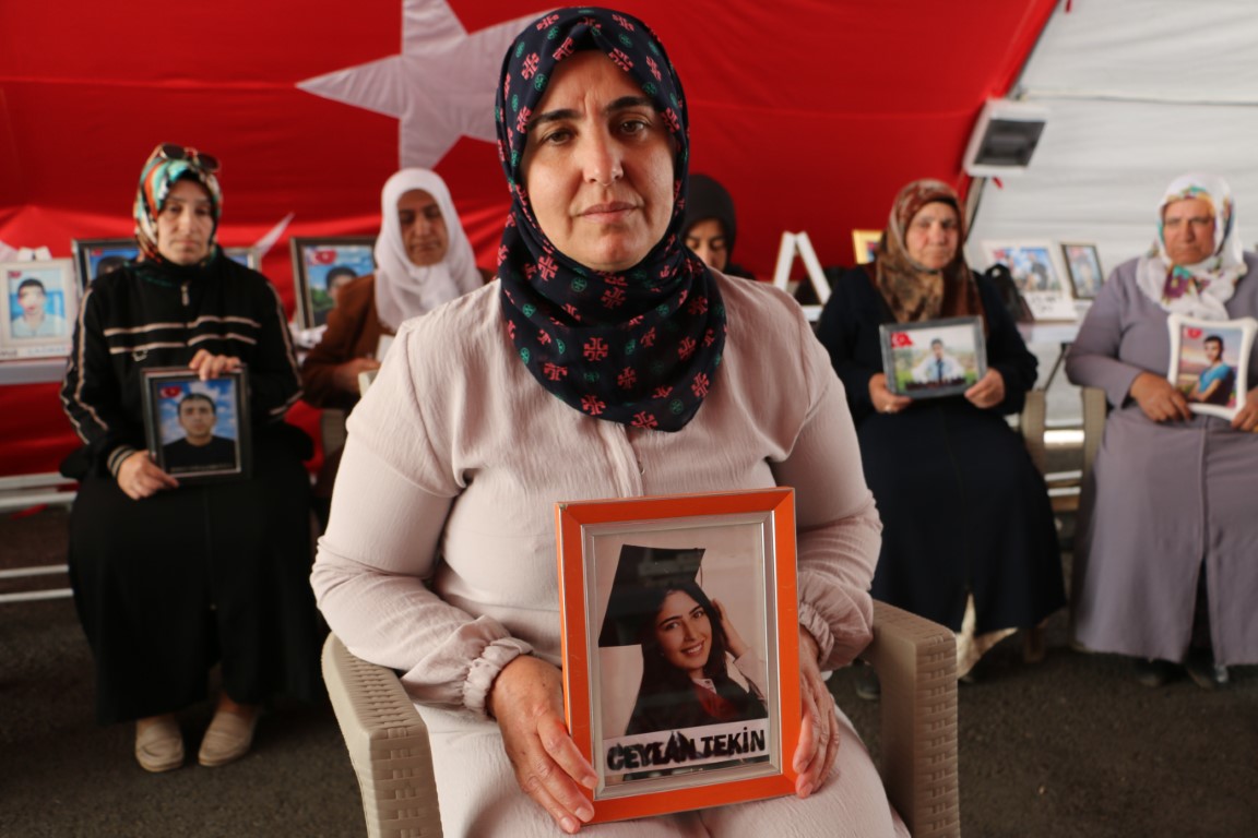 Diyarbakır’da evlat nöbetinde olan anne: 