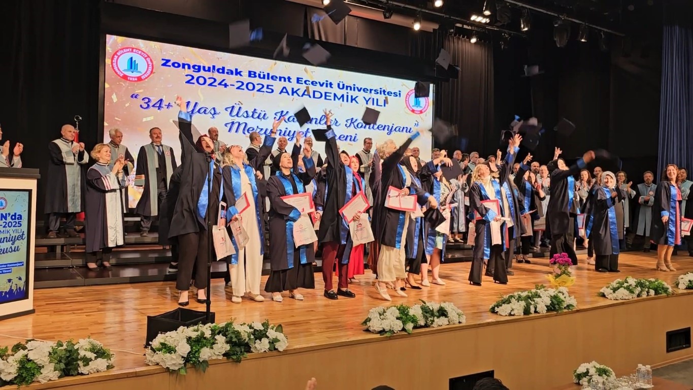 Başörtüsü yasağı yüzünden yarım kalan hayali, yıllar sonra gerçeğe dönüştü