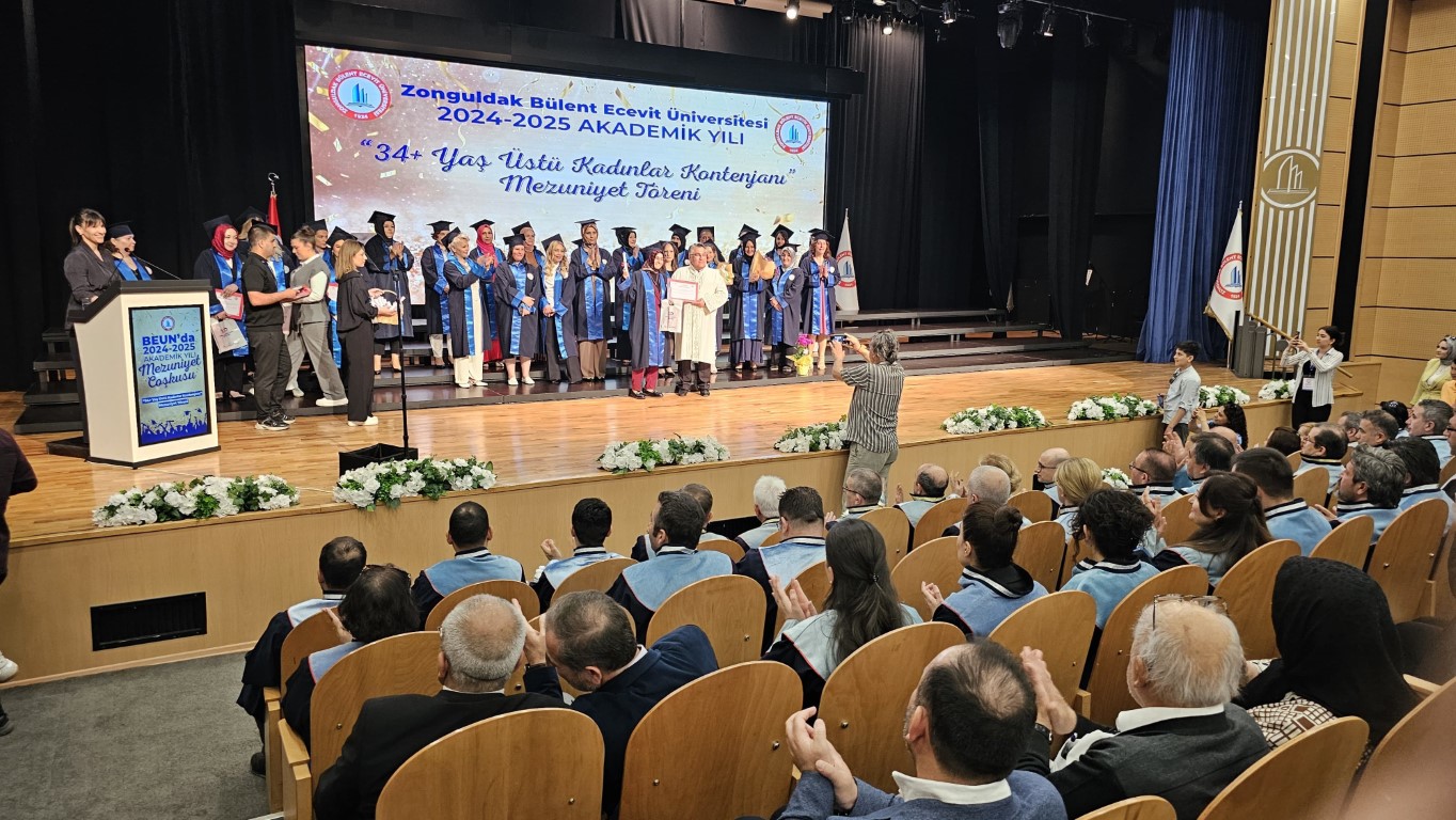 Başörtüsü yasağı yüzünden yarım kalan hayali, yıllar sonra gerçeğe dönüştü