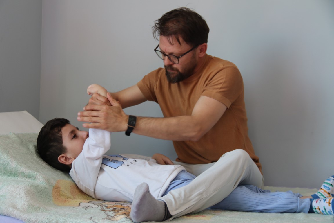 Milyonda bir görülen hastalık Eskişehirli çocuğun hayatını kararttı