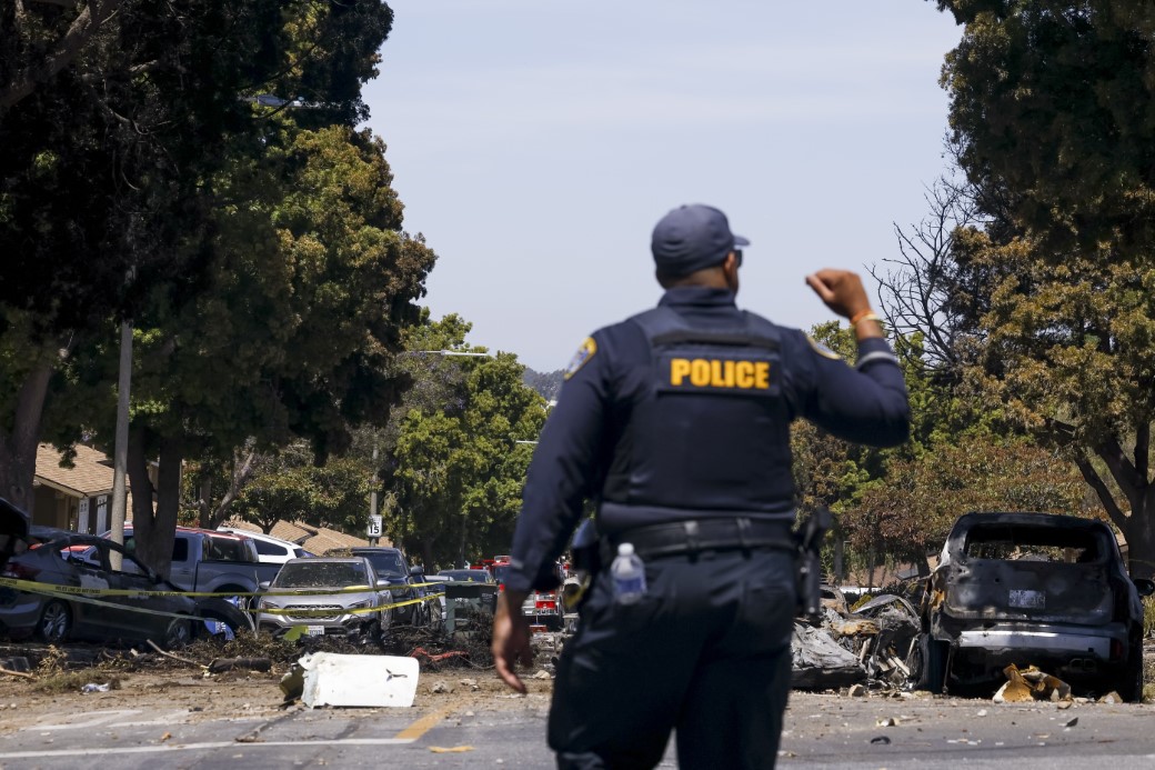 ABD'deki uçak kazasında bilanço netleşmeye başladı: 2 ölü, 8 yaralı