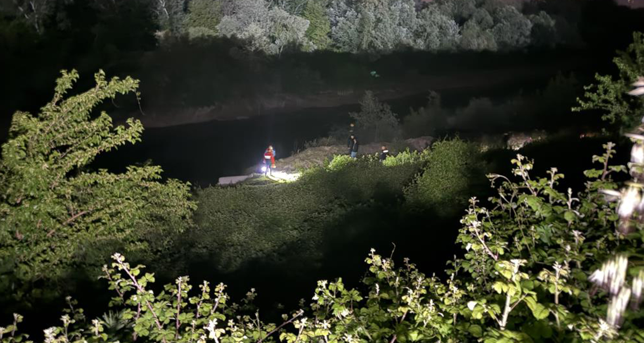 Gece yarısı sır dolu kayboluş: Çırpınışları görüldü, telefonu kıyıda, cüzdanı nehirde bulundu