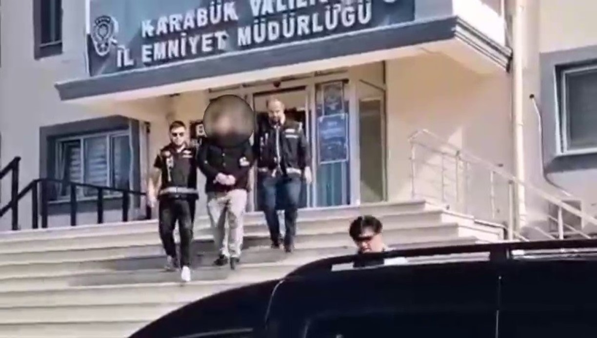 Casus kamera ile Karabük’ten Türkiye’yi izleyip, 55 bin görüntü toplamış