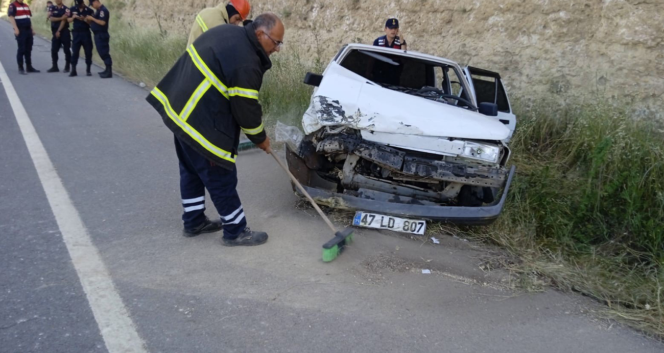 Mardin’de iki otomobil çarpıştı: 8 yaralı