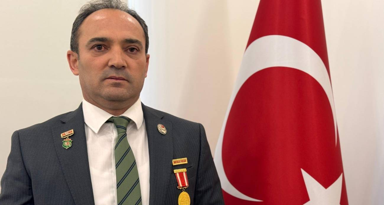 Vücudunda binin üzerinde şarapnel parçasıyla vatana hizmete devam ediyor