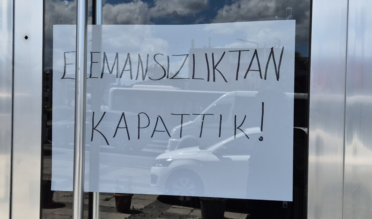 Köfte değil eleman pişmedi: 