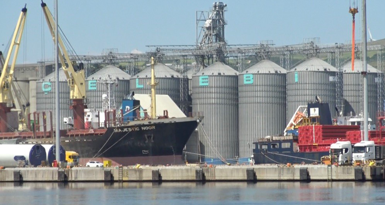 Bandırma nefes alamıyor, vatandaş Çelebi Limanı’na isyan etti