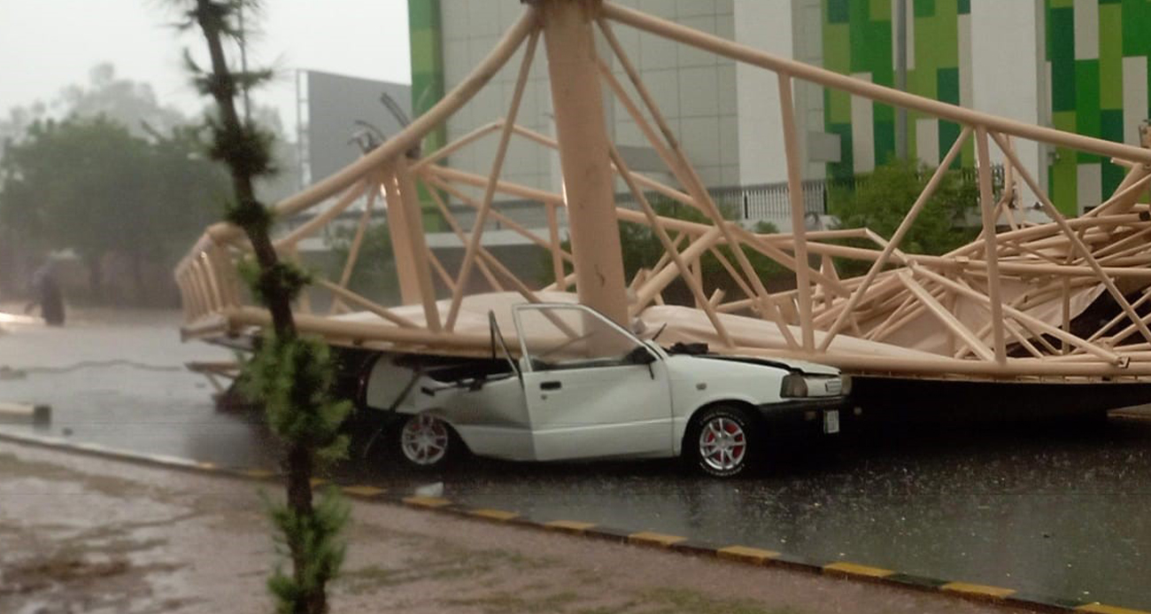 Pakistan’da etkili olan fırtına ve yağışlarda can kaybı 25’e yükseldi