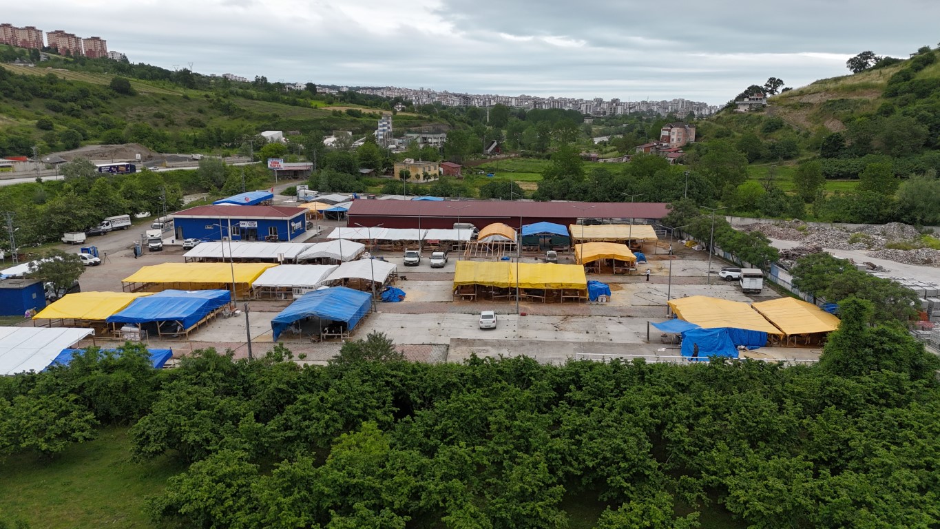 Kurban pazarı yüzleri güldürdü: 