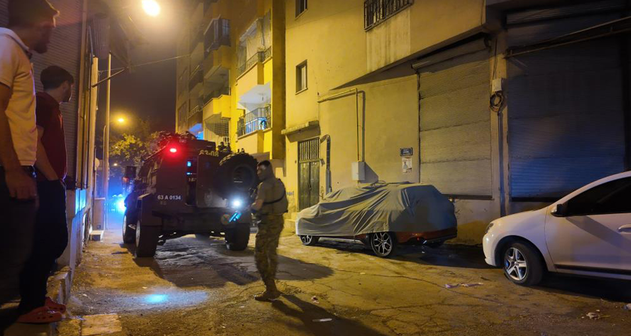 Siverek’te polisle silahlı çatışma kamerada... Zanlı yaralı olarak yakalandı