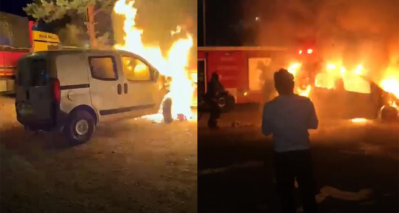 Park halindeki araç alev topuna döndü, geriye demir yığınları kaldı