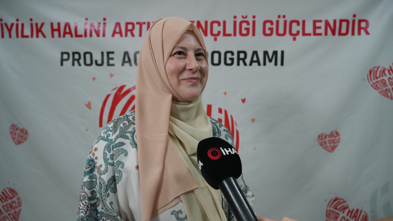 TÜRGEV, gençlerin iyilik halini artırıyor