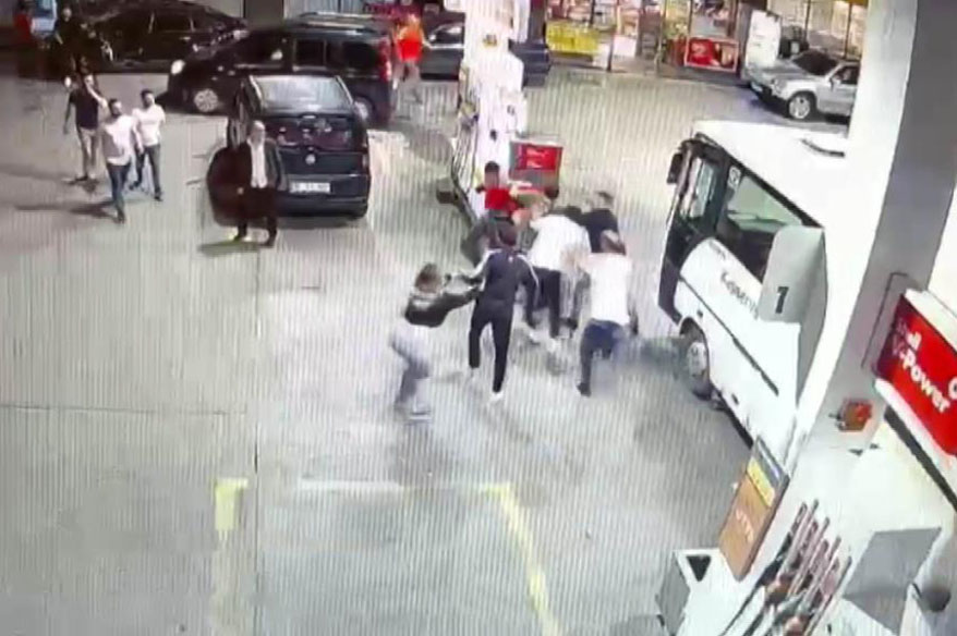 Servisçi dayağı kamerada