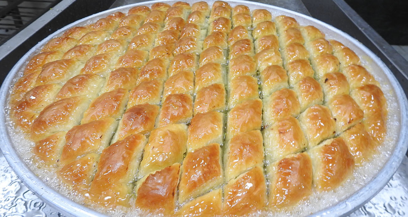 Gaziantep’te baklavacıların yoğun bayram mesaisi başladı