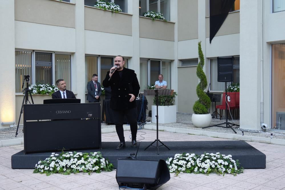 Arı Kültür Sanat Merkezi sanatseverlerin hizmetine açıldı