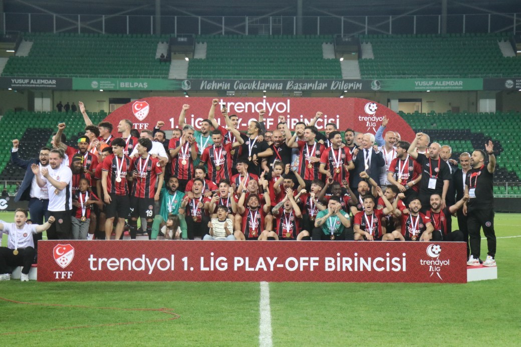 Fatih Karagümrük, 1 yıl aranın ardından Süper Lig’de