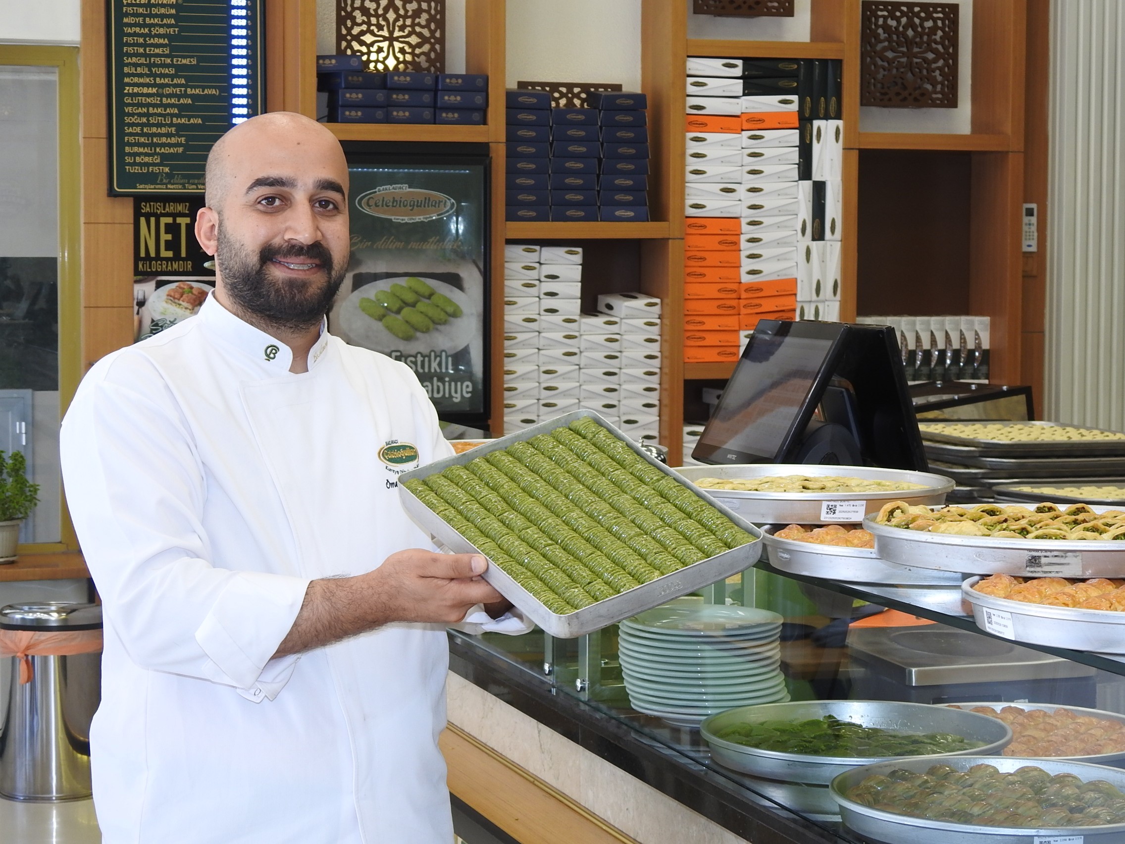 Gaziantep’te baklavacıların yoğun bayram mesaisi başladı