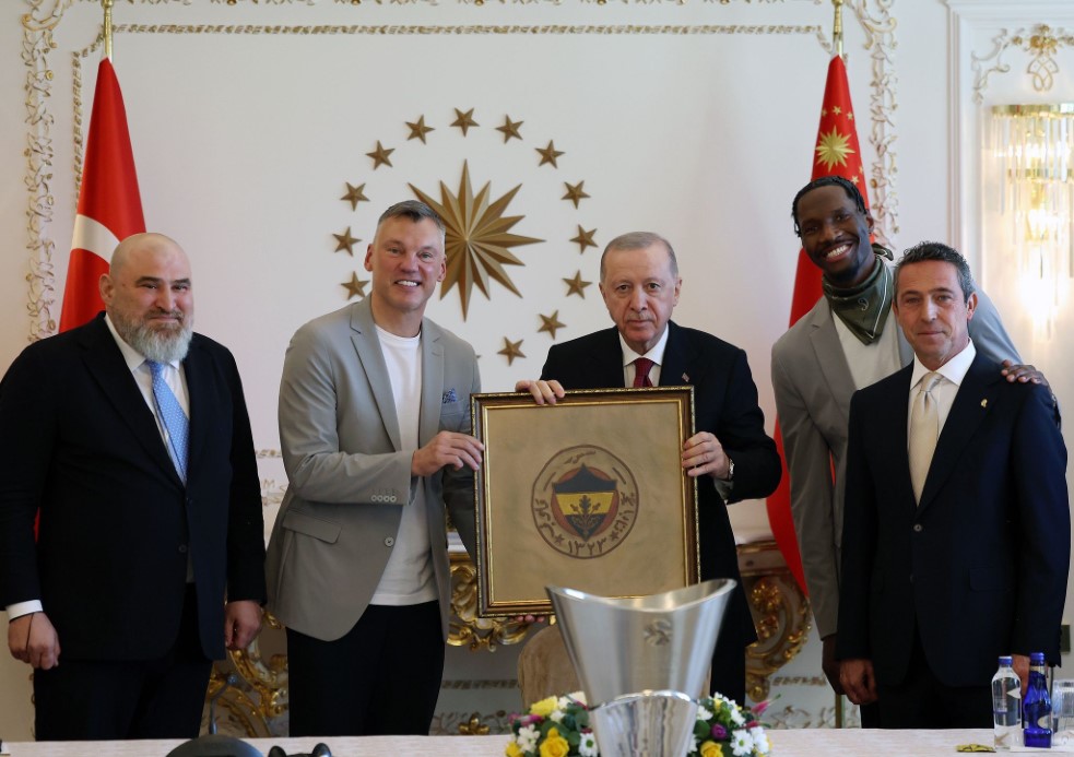 Cumhurbaşkanı Erdoğan, Fenerbahçe heyetini kabul etti