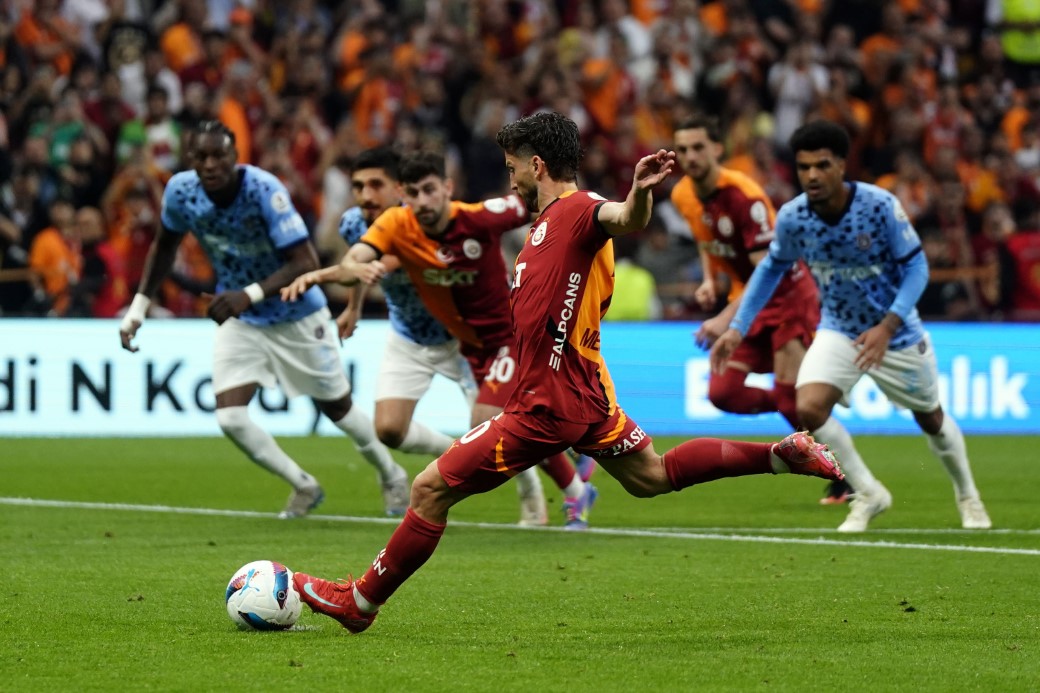 Galatasaray’dan üst üste 11. galibiyet
