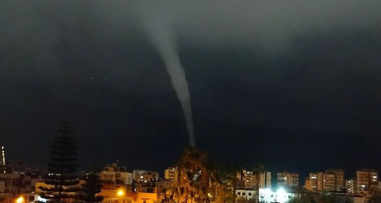 Akdeniz’de gece ve gündüz oluşan hortumlar dikkat çekti