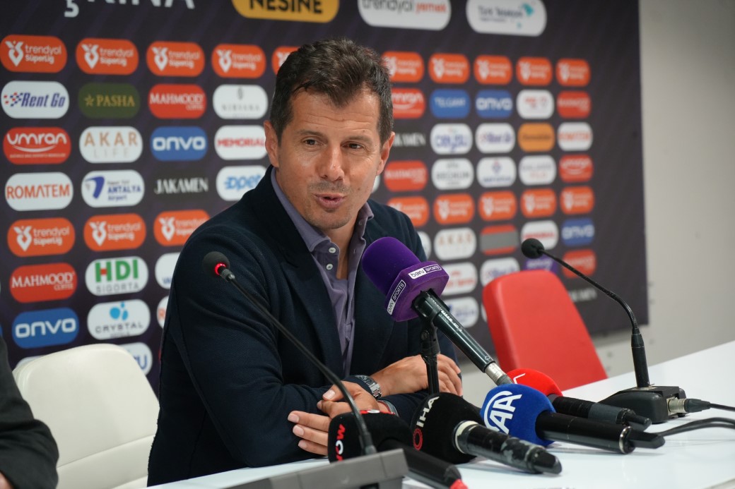 Emre Belözoğlu: "Bu paraya kulübün ihtiyacı var, kendi adıma istediğim bir para değil"