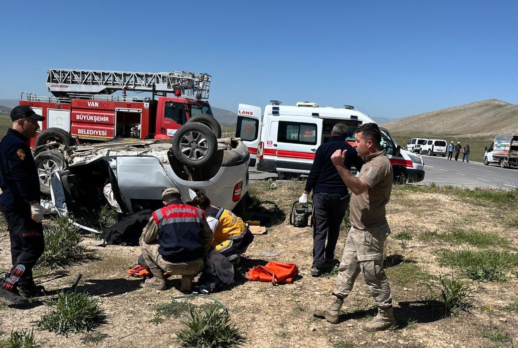 Van’da trafik kazası: 4 ölü, 2 yaralı