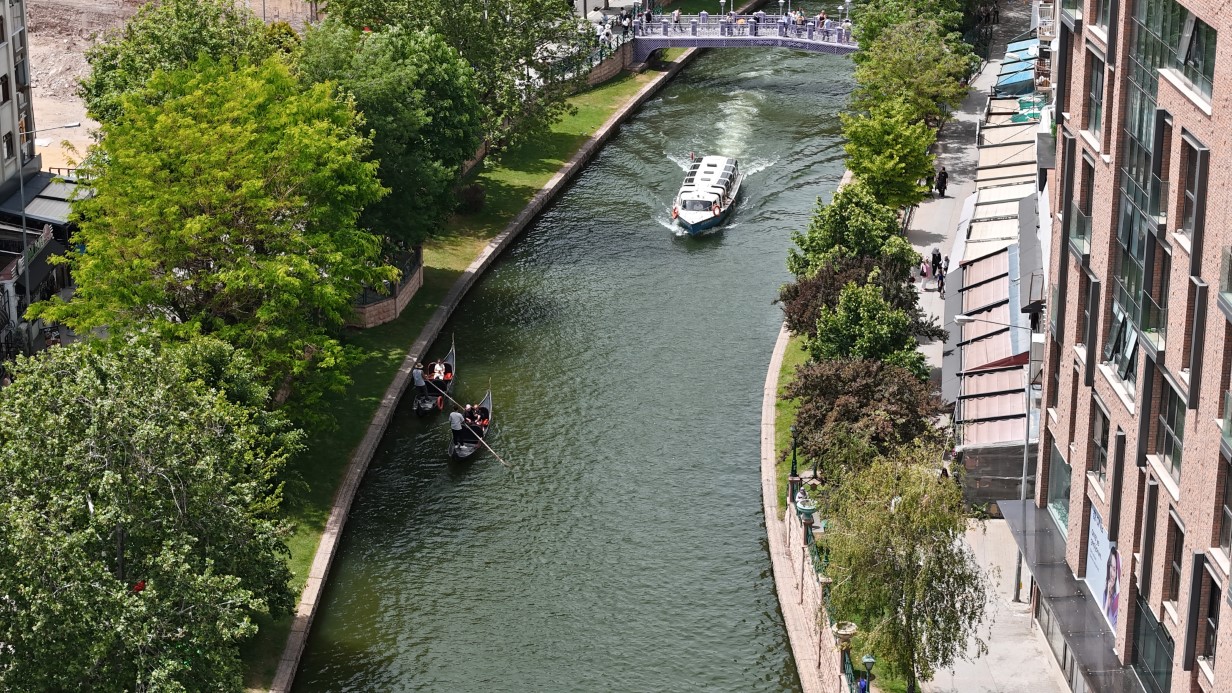 Türkiye’nin Venedik’ini, Venedik nüfusundan daha fazla kişi gezdi