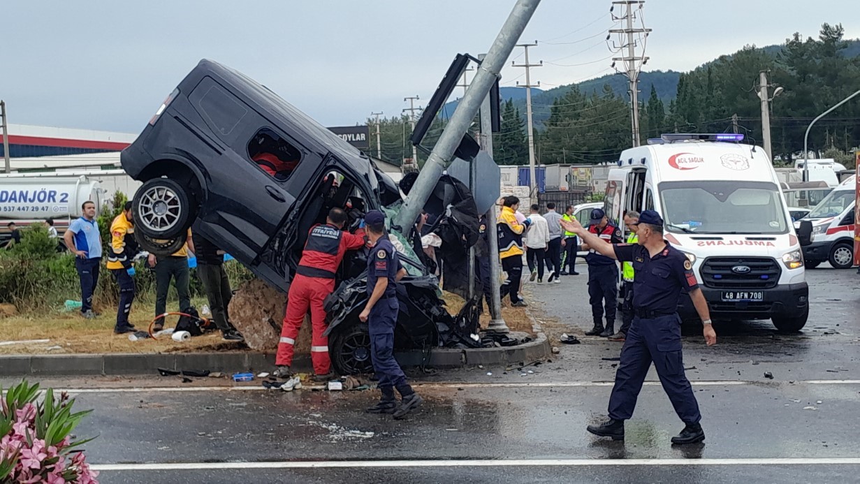 Muğla’daki feci kazanın güvenlik kamerası görüntüleri ortaya çıktı