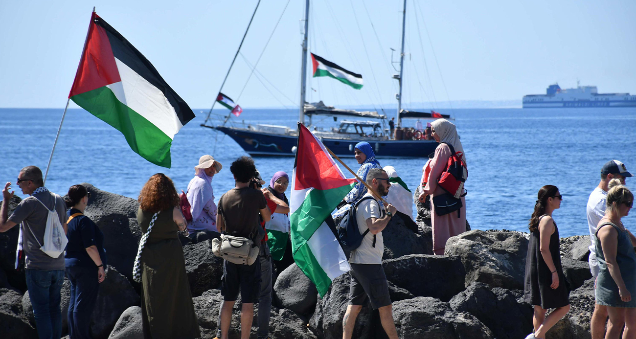 Aktivistler İsrail ablukasını kırmak için İtalya’dan Gazze kıyılarına doğru yola çıktı
