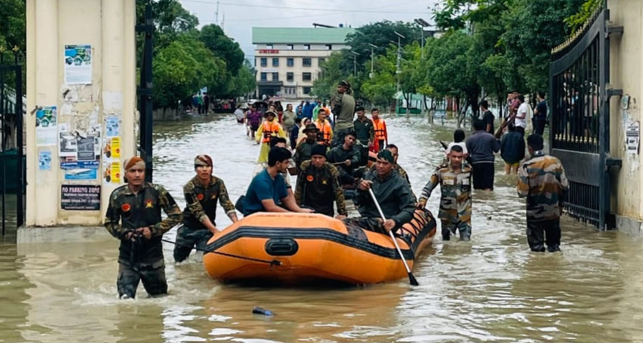 Hindistan'da sel ve toprak kayması: 34 ölü