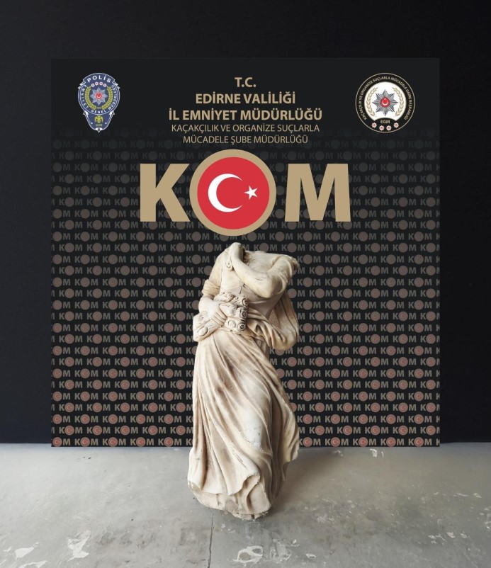 Edirne’de başsız heykel operasyonu: 3 şüpheli hakkında işlem başlatıldı