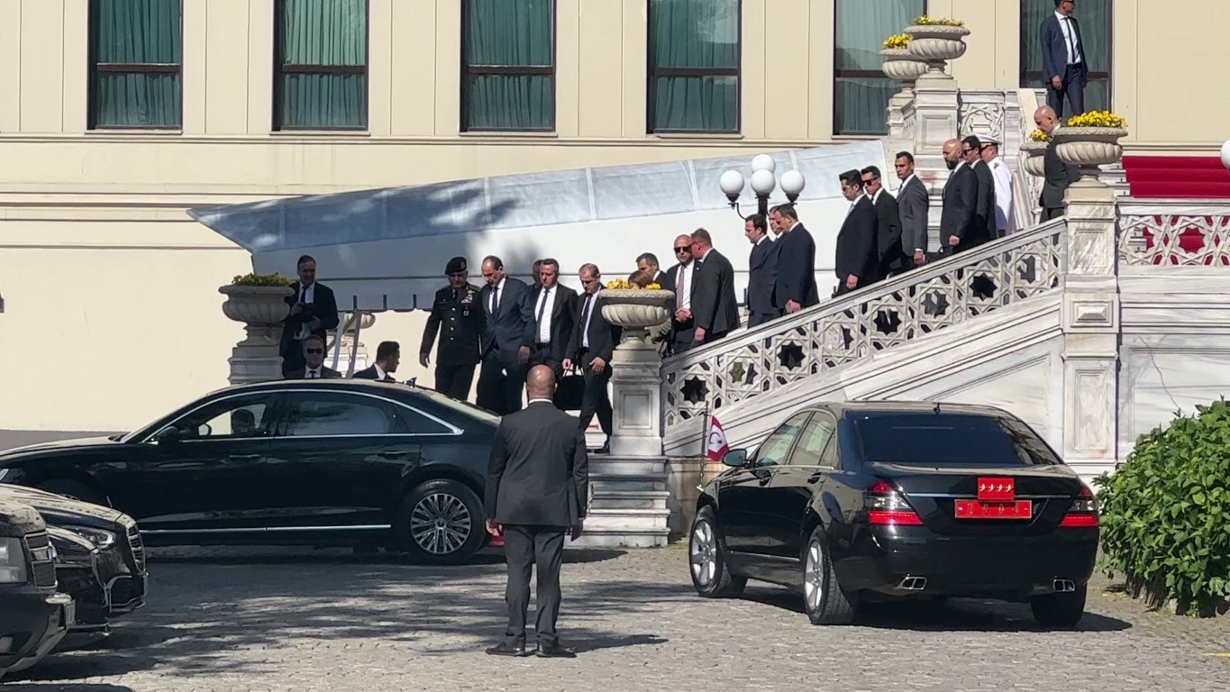 MİT Başkanı İbrahim Kalın, Çırağan Sarayı’ndan ayrıldı